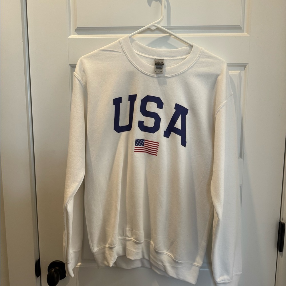 NWOT USA Crewneck Sweatshirt